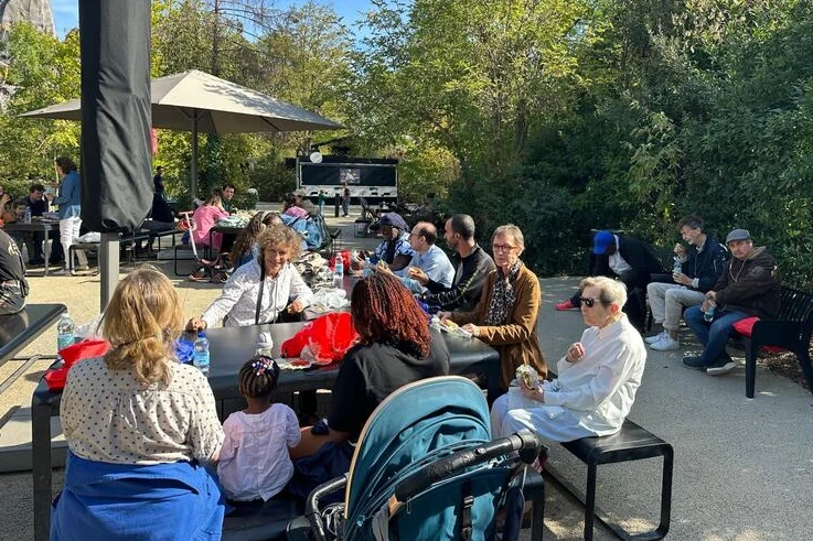 Accueillis et bénévoles du "bagage du canal" au Parc Zoologique de Paris